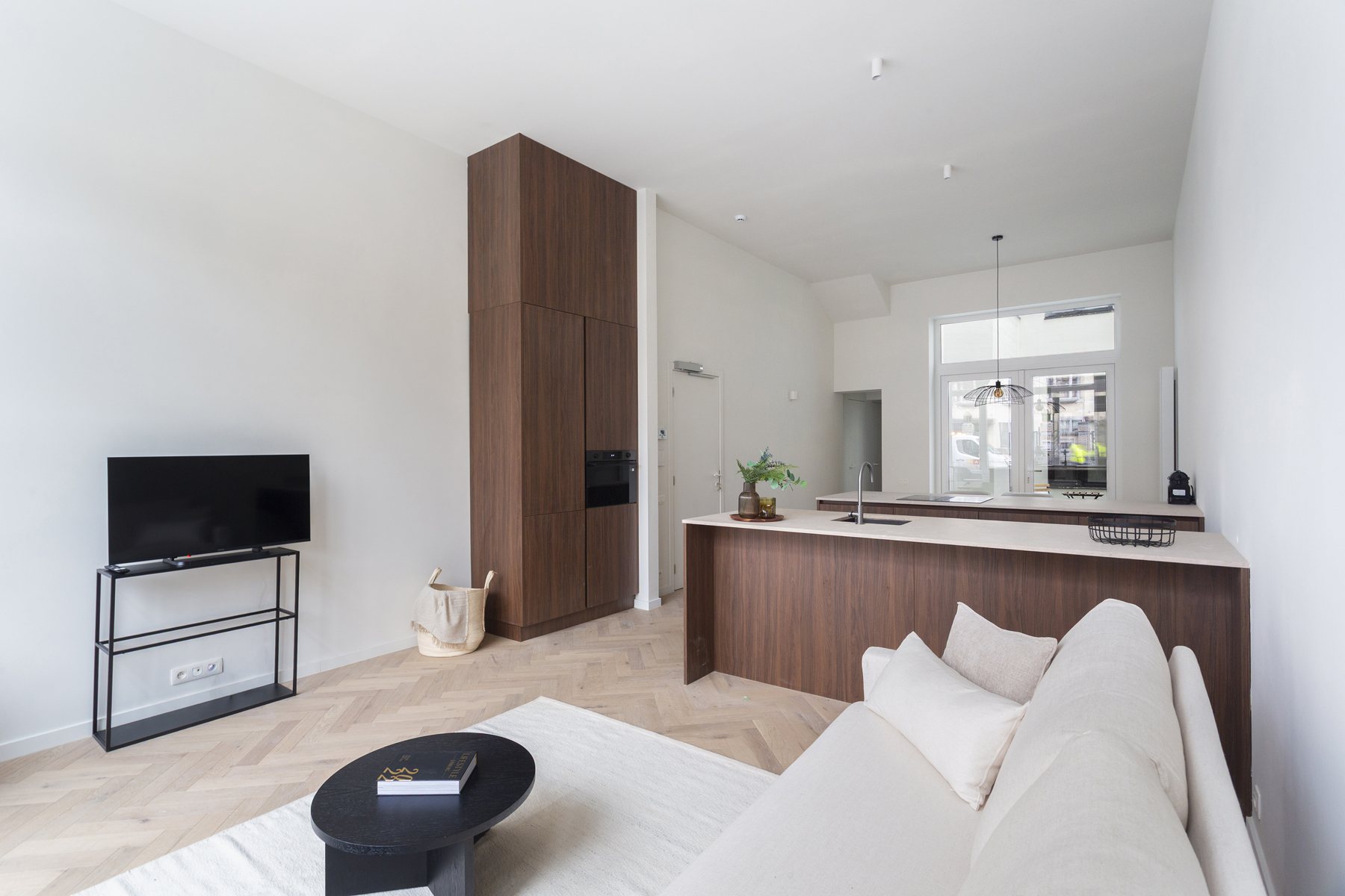 Hoogwaardig gerenoveerd appartement met terras op toplocatie - foto 4