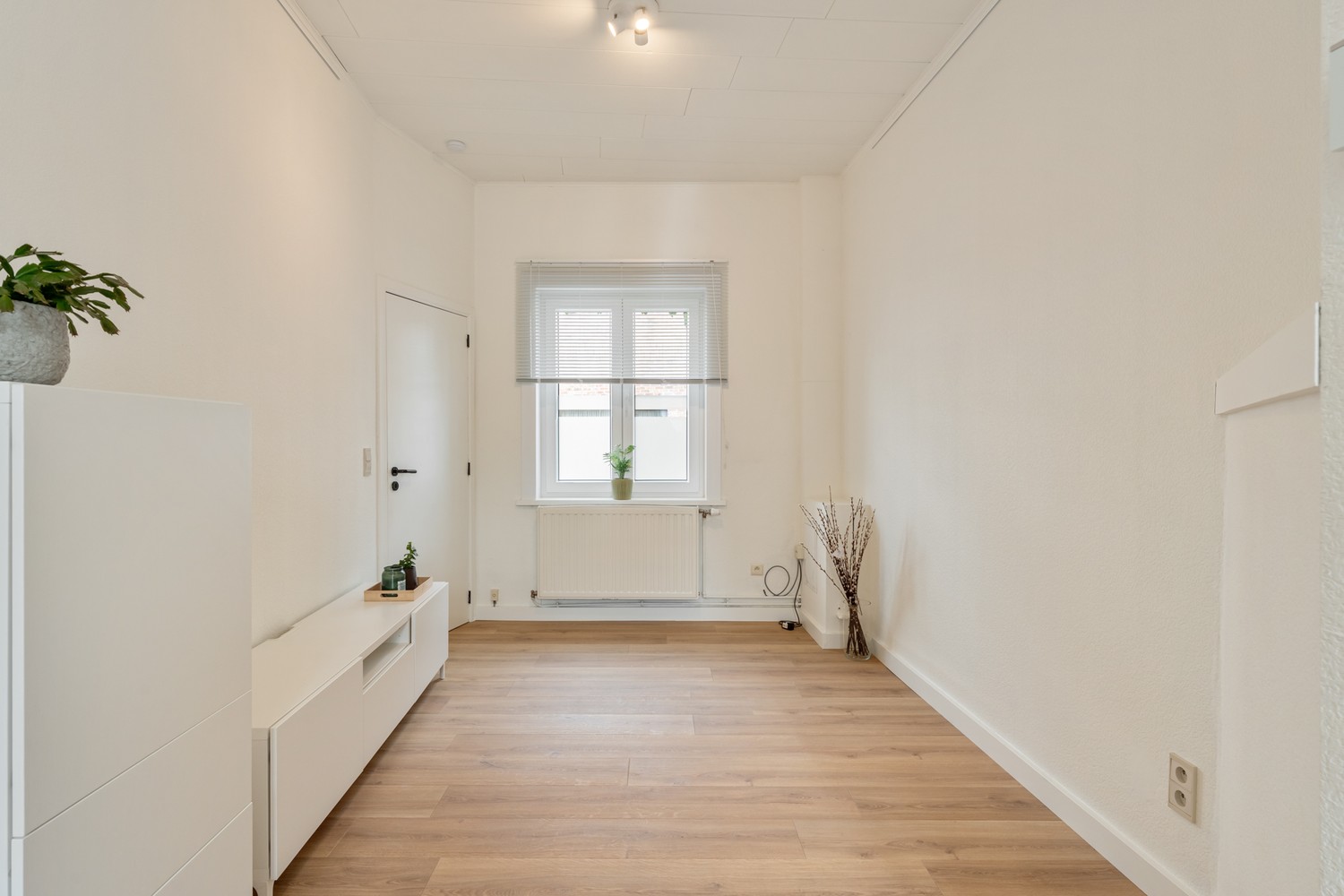 Zeer goed onderhouden en instapklare woning met 2 slaapkamers vlakbij het provinciaal domein te Kessel-Lo ! - foto 4