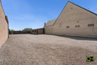 Dit perceel bouwgrond heeft een totale grondoppervlakte van 313 m² en is gelegen nabij het centrum van Ertvelde met verschillende...