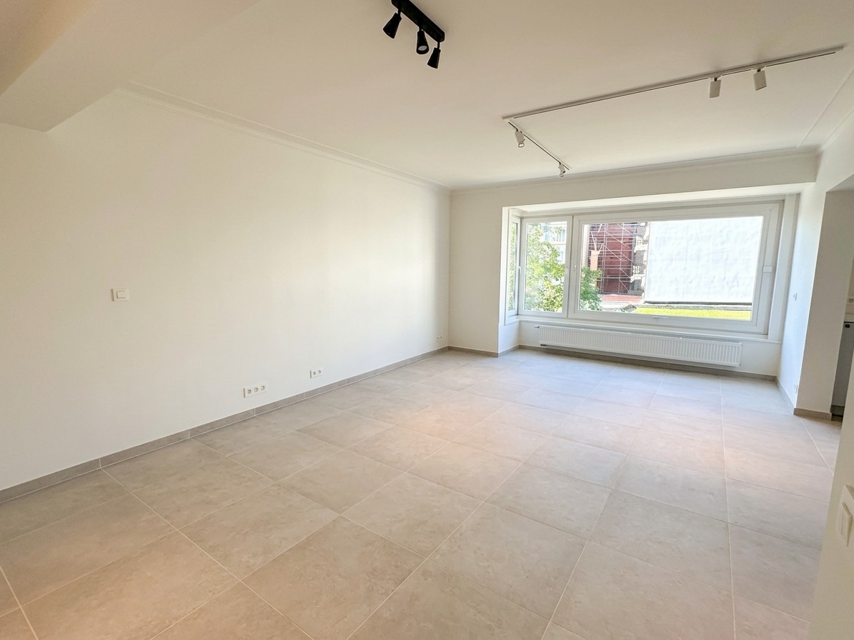 Gerenoveerde studio met open zicht op het Yzerpark - foto 5
