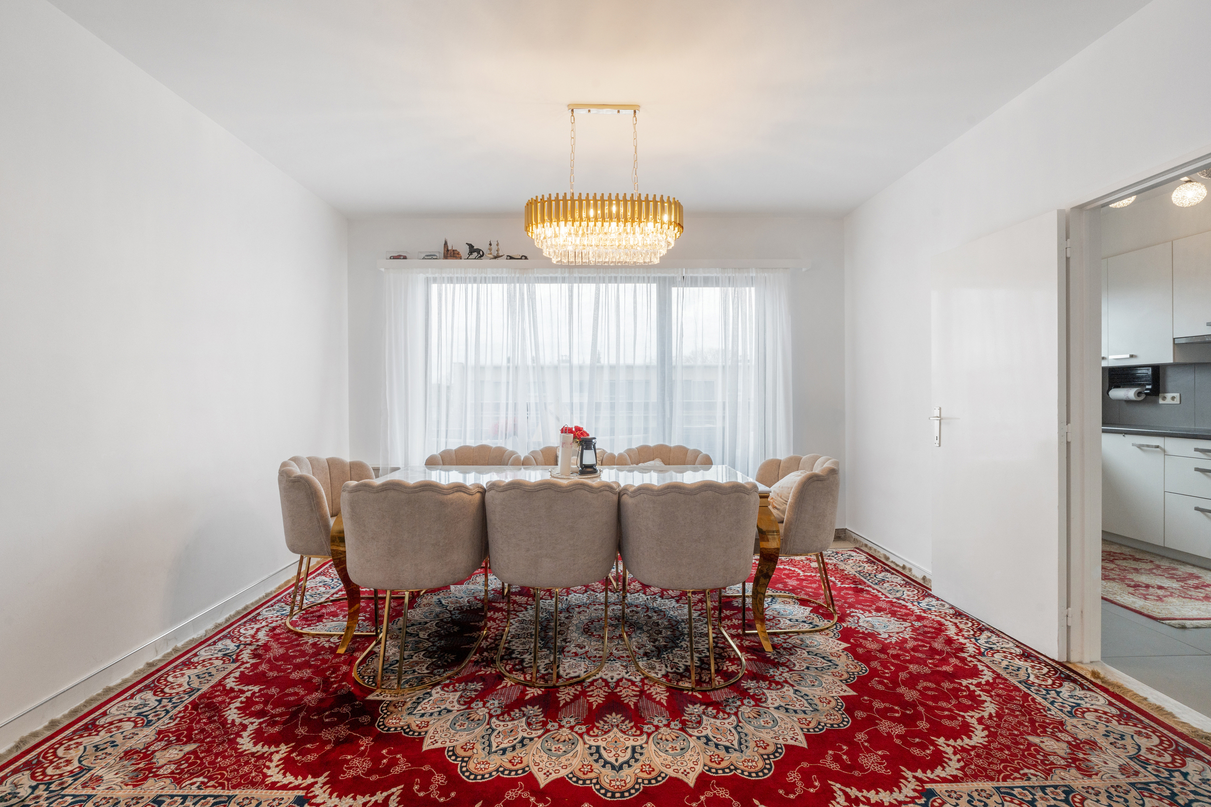 Goed onderhouden 3 slaapkamer appartement in Burcht - foto 5