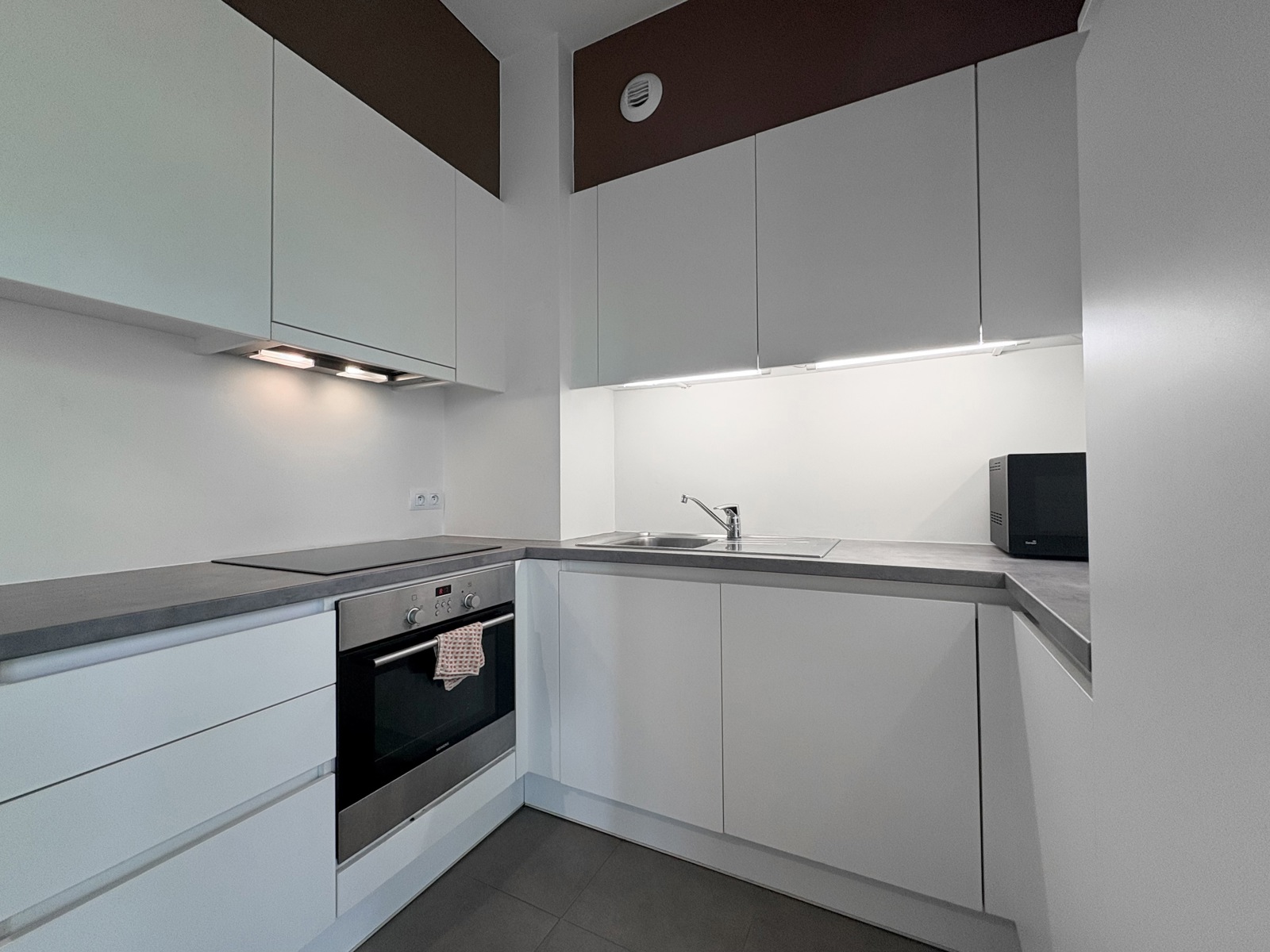 Prachtig appartement met twee slaapkamers + terras - foto 5