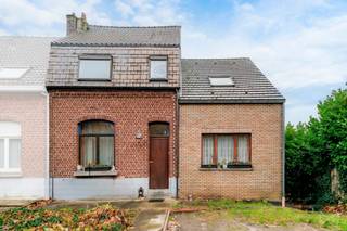 Ideaal gelegen in Rixensart, in het hart van de wijk Bourgeois, geniet deze halfopen bebouwing van een bevoorrechte ligging, in de...