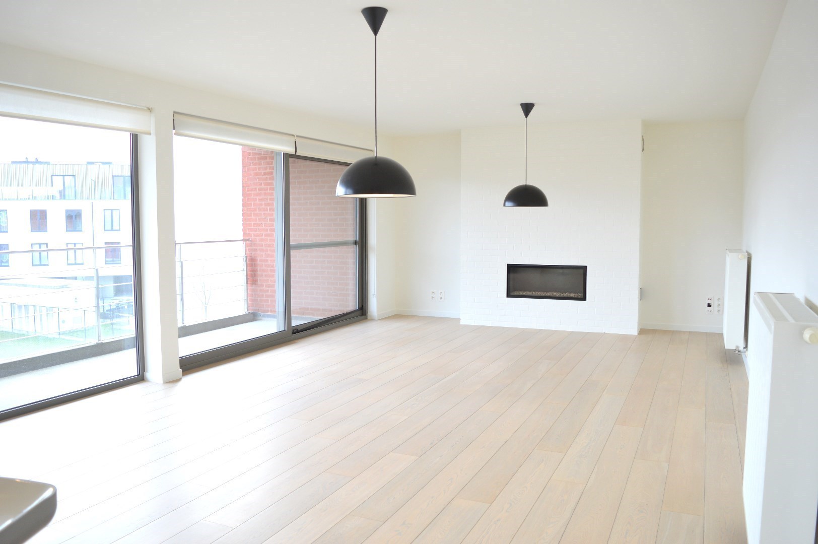 Ruim instapklaar appartement met 3 slaapkamers en autostaanplaats te koop nabij centrum Harelbeke - foto 2