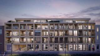 <div>
<div>
<div>
<p><span><strong>The Vault:</strong> 18 luxe appartementen met ruime terrassen in het centrum van de stad. Op het gelijkvloers is er een ruimte voor vrij beroep/kantoor/atelier.<br />Dit hoogstaande woonconcept omvat een divers aanbod, van compacte studio’s tot luxueuze penthouses. Het gebouw is een ontwerp van de befaamde architect Luc Binst en straalt klasse uit tot in de kleinste details. In je appartement geniet je dankzij de riante raampartijen van een heerlijk open en lichtrijk gevoel en de mooie binnentuin zorgt voor een prachtig groen decor. <br /><br /><em>'Als discrete zijstraat van de Meir profileert de Eikenstraat zich als een belangrijke wandelconnectie tussen het Rubenshuis en de Rubenskapel. Met het naastgelegen, statige Osterriethhuis en het achtergelegen kloosterdomein van de Cellebroedersstraat is dit een van de topplaatsen in de binnenstad, waar architecturaal wonen in interactie gaat met het historische erfgoed en de culturele topwaarden </em></span><em>van onze binnenstad.</em><span><em>'</em> (Luc Binst - Architect).<br /><br />Er wordt erg veel aandacht besteed aan duurzaamheid en het energieverbruik:<br />- Er wordt gebouwd naar de E20 norm. (= 5 jaar 100% korting op je onroerende voorheffing). <br />- Elektriciteit wordt opgewekt via zonnepannelen.<br />- Warmtepompen zorgen voor optimale verwarming.<br />- Via groene daken is er extra aandacht voor regenwaterrecuperatie.<br /><br />Hoge afwerkingsbudgetten zorgen ervoor dat je jouw appartement volledig naar eigen smaak kan afwerken. <br /></span></p>
<p><span>Prijzen vanaf € 275.000,- excl. aankoopkosten en btw (6% mogelijk mits voorwaarden).  1, 2, 3 of 4 slaapkamers. Start der werken januari 2023.<br />Ondergrondse kelderbergingen verplicht aan te kopen. </span></p>
</div>
</div>
</div>