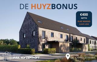 Menen | Ch. Cappellestraat <br /><br /><span><strong>Geniet tijdelijk van de HUYZBONUS</strong><br />Kies je voor een geselecteerde woning binnen dit project? Dan ontvang je vanaf de datum van de akte €400 netto per maand, gedurende 2 jaar. Zo geven we je als koper een extra duwtje in de rug. De HUYZBONUS is tijdelijk en loopt tot en met 13 november 2026.<br />Contacteer ons voor de deelnemende woningen en voorwaarden.</span><br /><br />Deze 14 hedendaagse woningen liggen op een uiterst gunstige locatie in Menen. Dankzij de nabijheid van de autosnelwegen E17 (A14), evenals de E403 en de A19, bent u in een mum van tijd opweg naar andere bestemmingen.<br />Bovendien liggen talrijke voorzieningen, zoals supermarkten, apotheken, scholen, slagerijen en bakkerijen, op korte afstand, zodat je alles binnen handbereik hebt.<br /><br />De woningen bieden een ideale combinatie van ruimte, comfort en moderne technologie. Ze zijn volledig uitgerust met de laatste technieken en voorzien van alle gemakken. Enkele woningen beschikken over een ruime garage, waar je niet alleen je auto kunt parkeren, maar waar ook ruimte is om fietsen te stallen of om extra opbergruimte te creëren. De woningen met een carport bieden daarnaast een extra fietsenberging, zodat je altijd je fietsen droog en veilig kunt opbergen.<br />Op het gelijkvloers vind je een ruime inkomhal met toilet, een open keuken en een lichtrijke eet- en leefruimte, die zorgt voor een aangename sfeer in de woning. De grote raampartijen laten veel natuurlijk licht binnen, wat de ruimte nog groter doet aanvoelen.<br /><br />Op de eerste verdieping variëren de indelingen van de woningen.<br />Er bevinden zich op het eerste verdiep 3 ruime slaapkamers, waarvan enkele woningen beschikken over een masterbedroom met een bijbehorende dressing of die kan dienen als extra opbergruimte. Verder is er een ruime badkamer met een inloopdouche, bad, toilet en is er nog een extra bergruimte voorzien.<br />Lot 7 t.e.m. 10 heeft de derde slaapkamer op de zolder waar eveneens ook een bureauruimte kan worden geïnstalleerd.<br /><br />De zolderruimte die in elke woning is voorzien biedt nog talrijke mogelijkheden. Of je nu extra opslagruimte nodig hebt of een gezellige speelruimte voor kinderen wilt creëren, de zolder biedt volop potentieel.<br />Deze hedendaagse woningen bieden niet alleen veel ruimte, maar ook een perfecte ligging, waardoor ze ideaal zijn voor wie op zoek is naar het beste van beide werelden: een rustige woonomgeving met uitstekende bereikbaarheid en alle nodige voorzieningen dichtbij.<br /><br />Hebben deze woningen uw aandacht getrokken?<br />Aarzel dan niet om contact met ons op te nemen.<br /><br />Prijzen all-in 430.075 euro* | LOT 10<br />Prijzen excl. kosten 355.000 euro | LOT 10<br /><br />* Prijs all-in: grond | woning | carport of garage | aansluitingen | architect | notariskosten | btw | registratierechten | zonnepanelen | ...