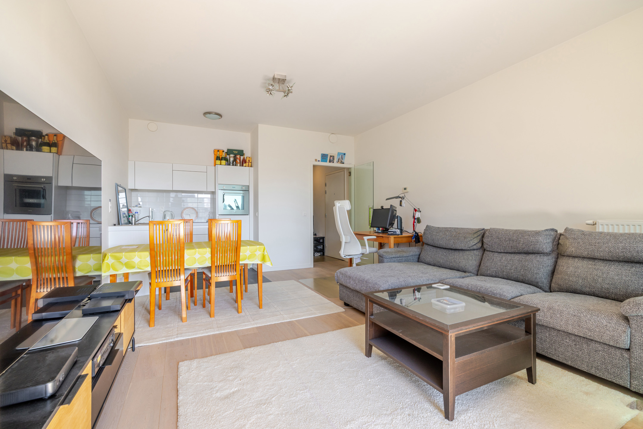 Apartment for sale in Etterbeek with 1 bedroom - photo 4