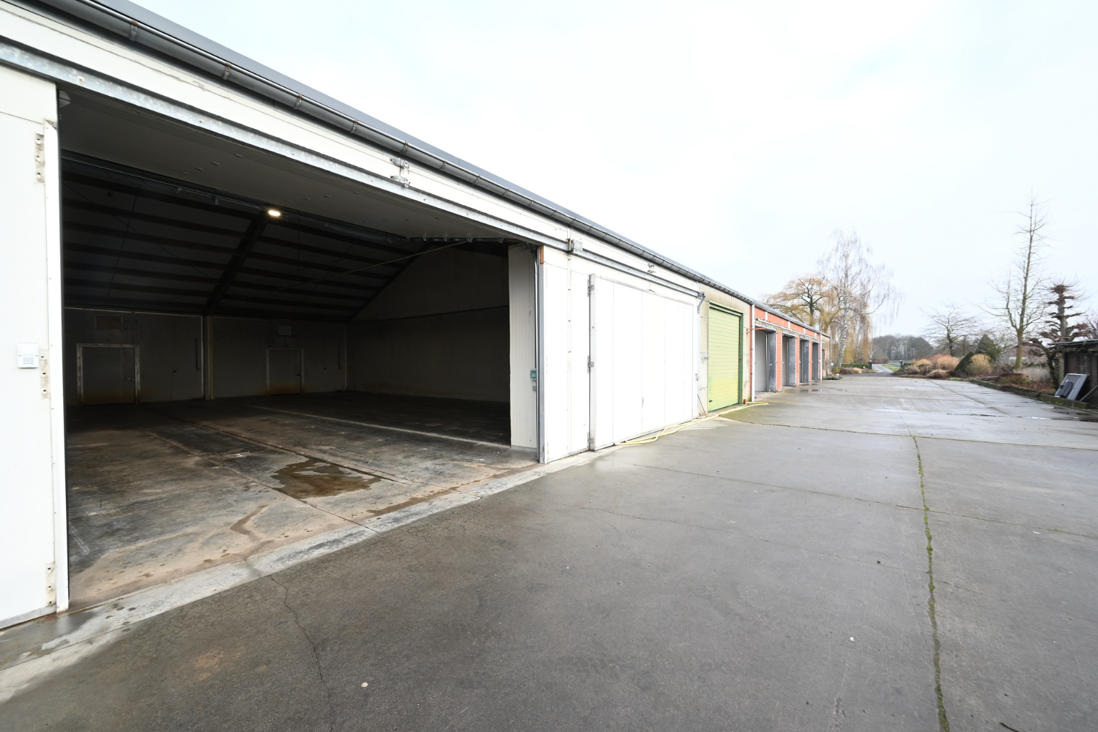 Commercial for rent in Ardooie - photo 2