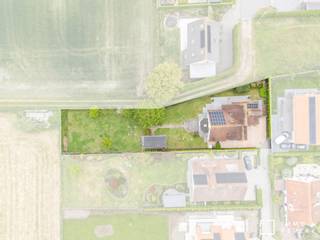 Moderne villa met open zicht op de velden, gelegen in een rustige villawijk te Knokke-Heist.