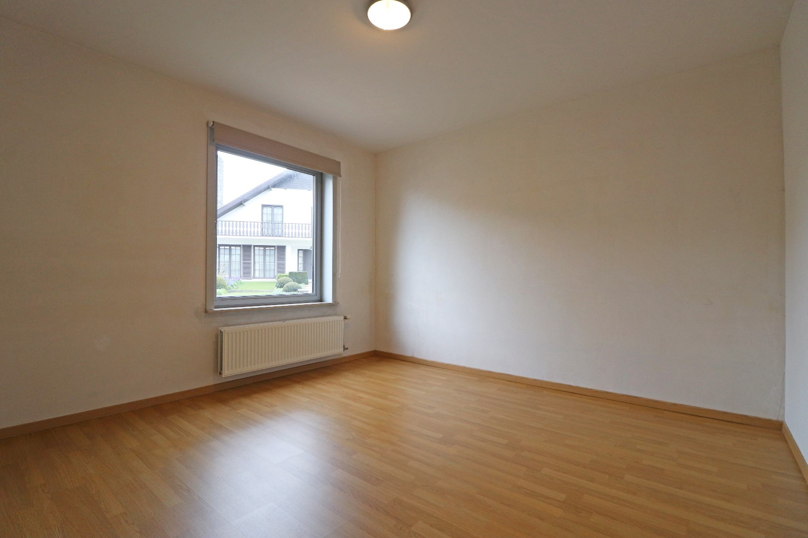 Verzorgd appartement met autostaanplaats - foto 5