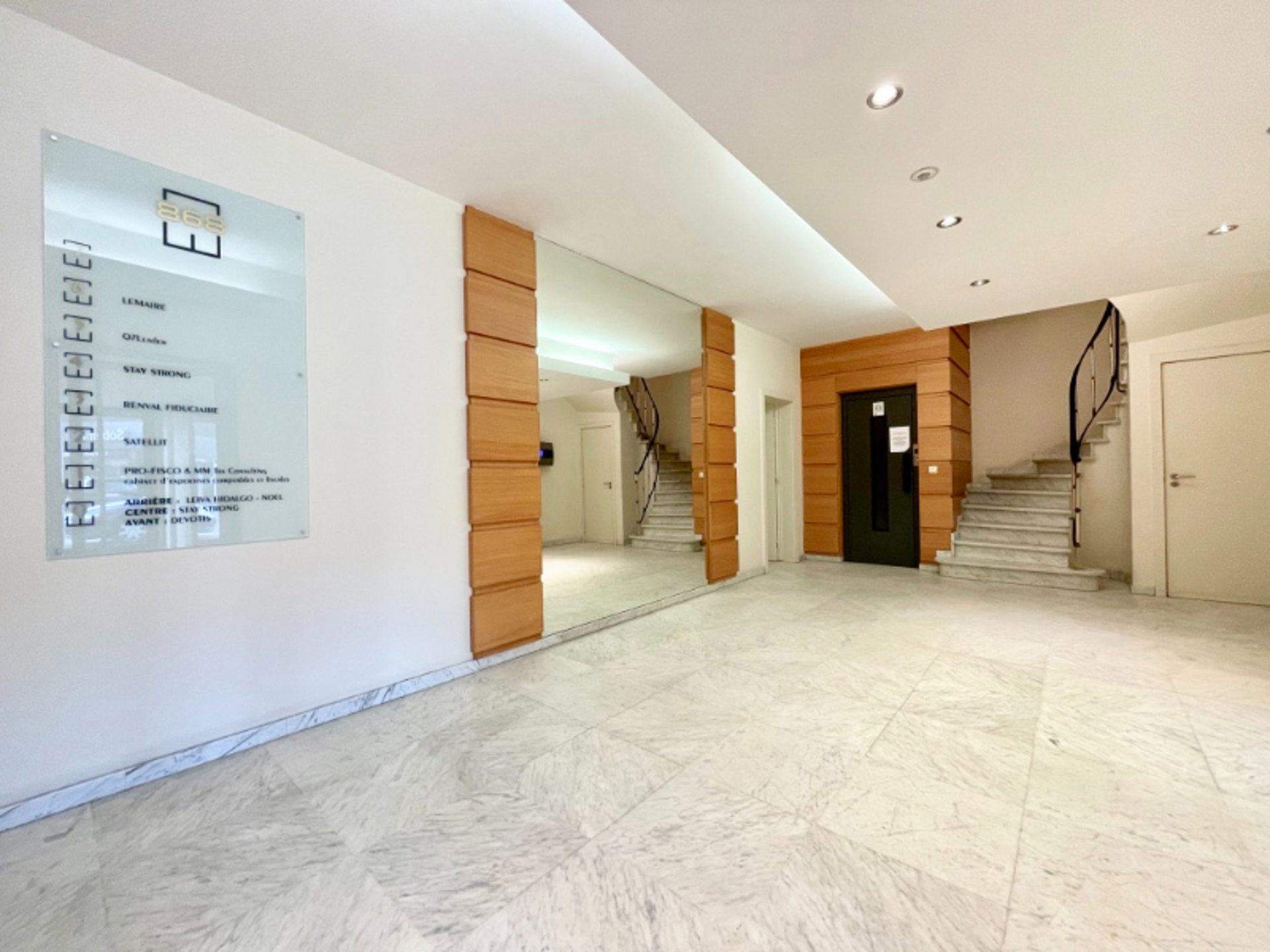 Commercial for rent in Uccle - photo 5