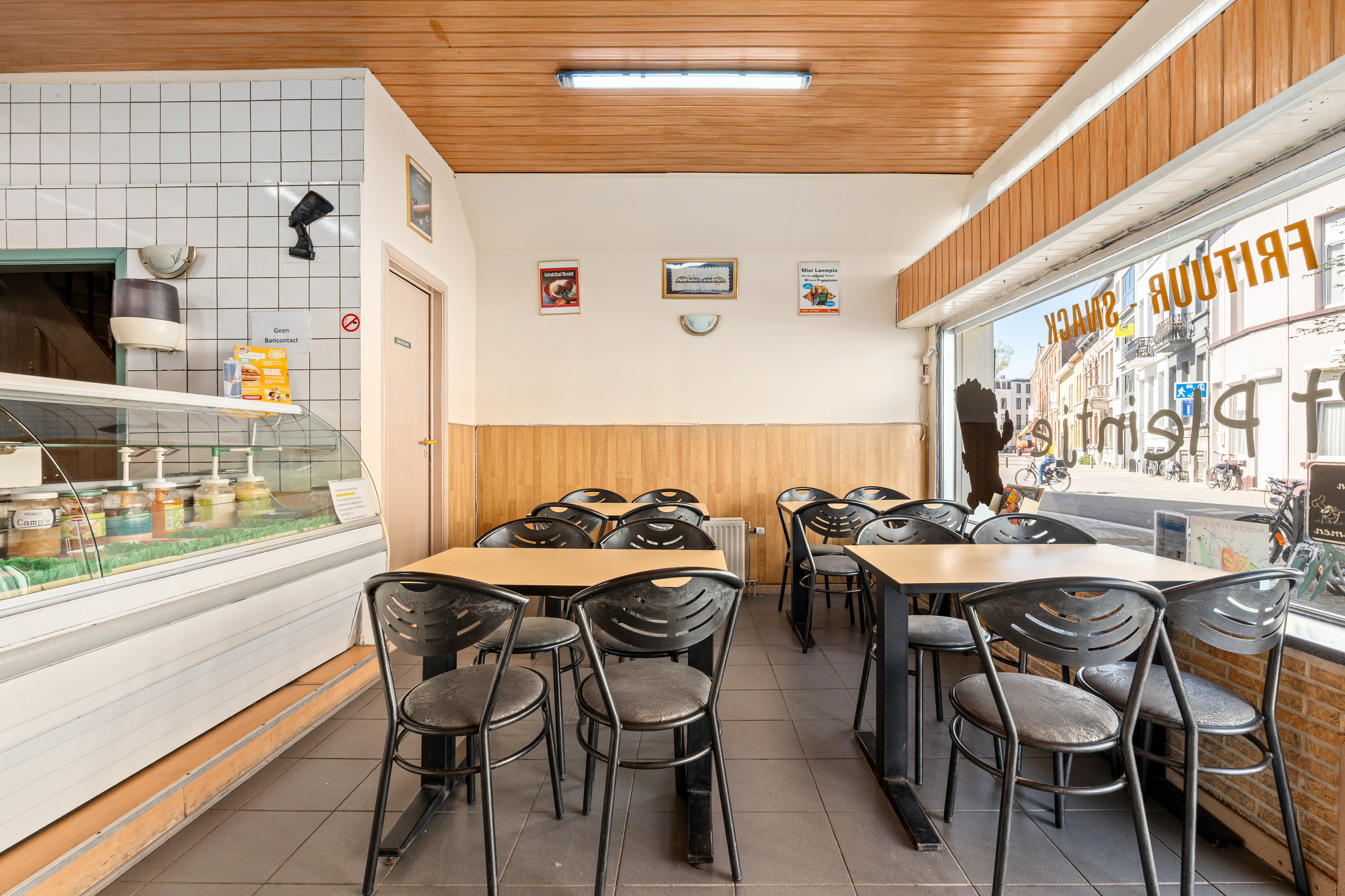 Handelspand met woonst op gegeerde locatie te Oud-Berchem! - foto 4