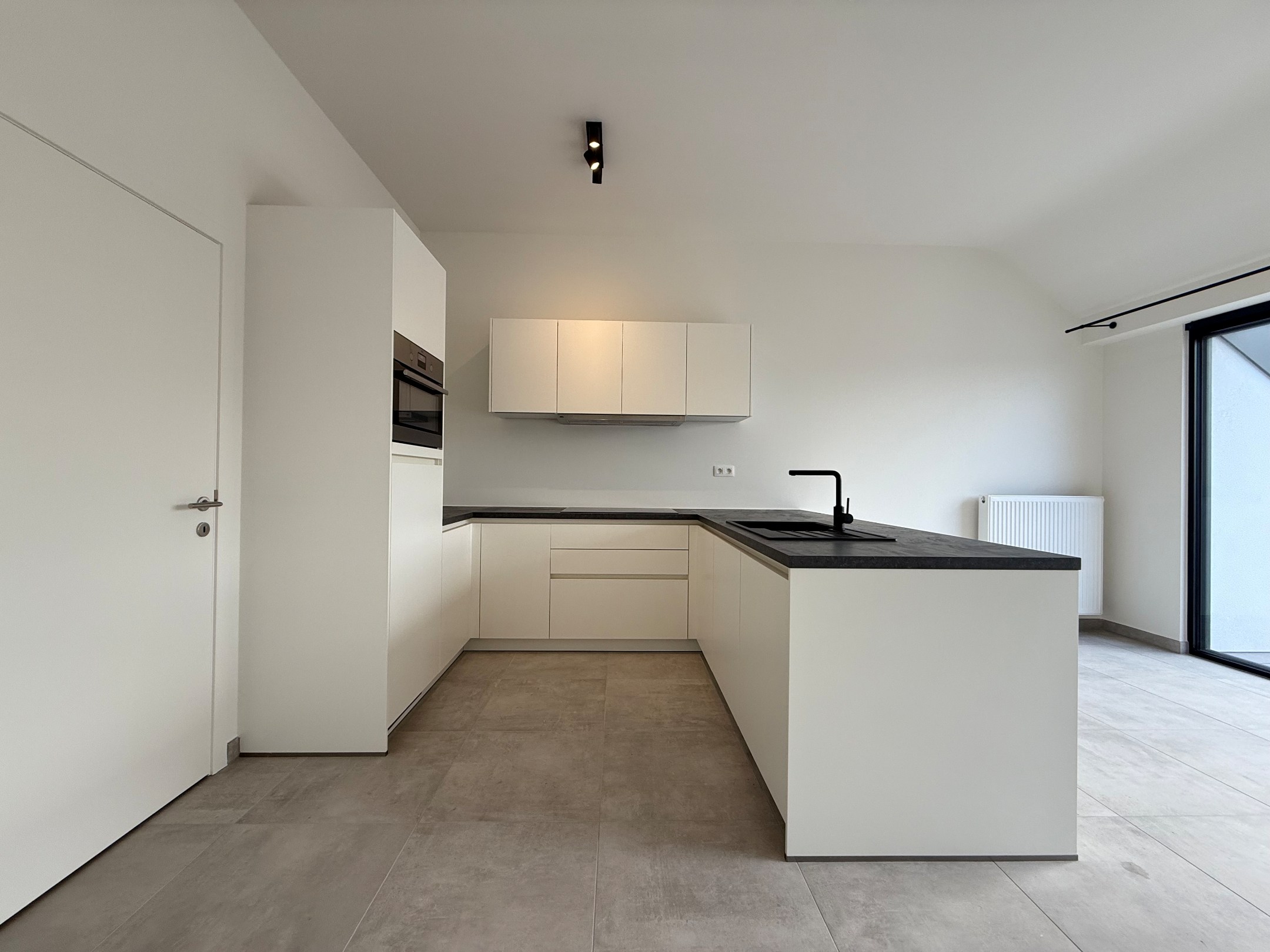 Apartment for rent in Wielsbeke with 2 bedrooms - photo 4