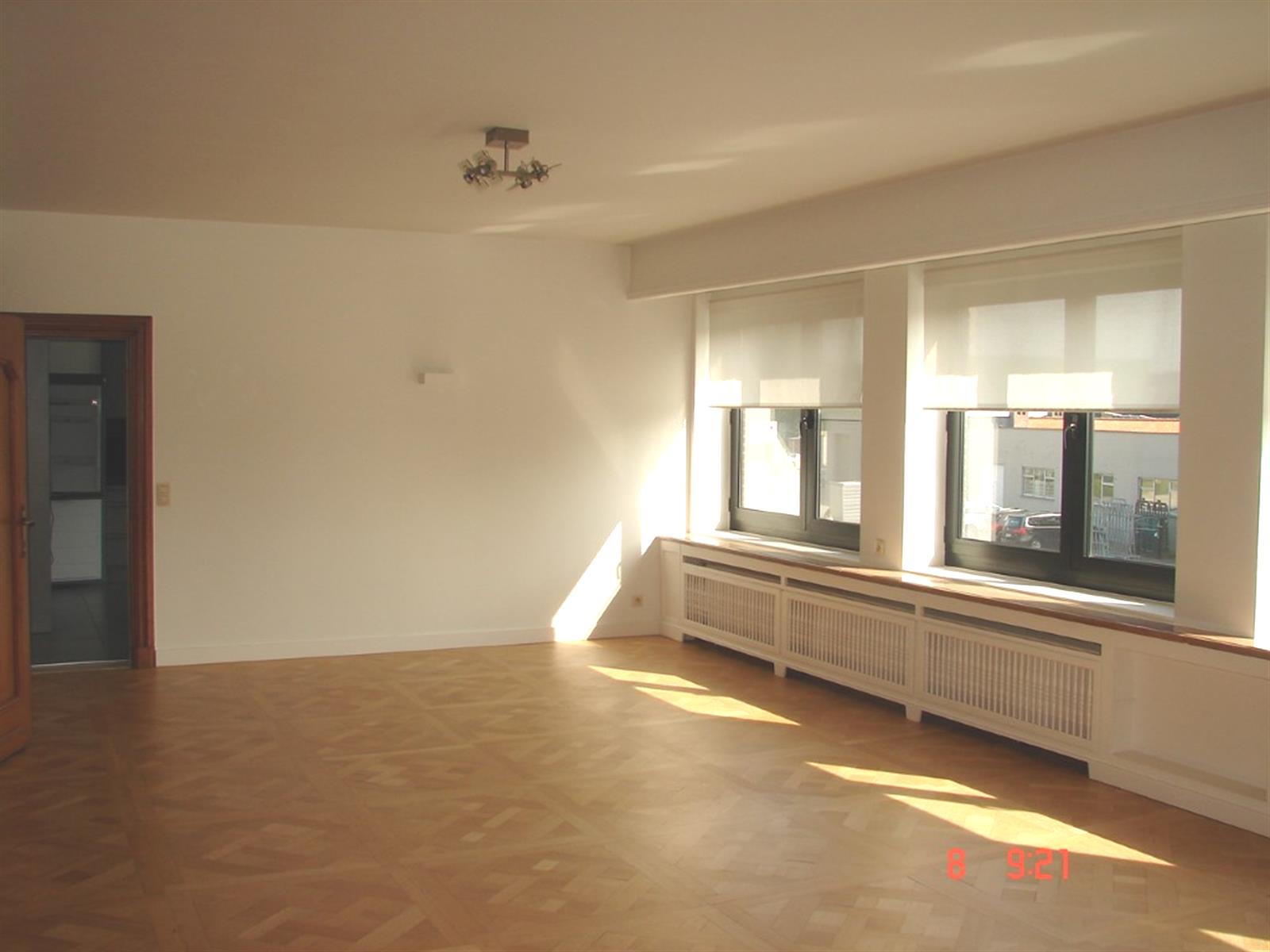 Appartement te huur in Antwerpen met 2 slaapkamers - foto 3