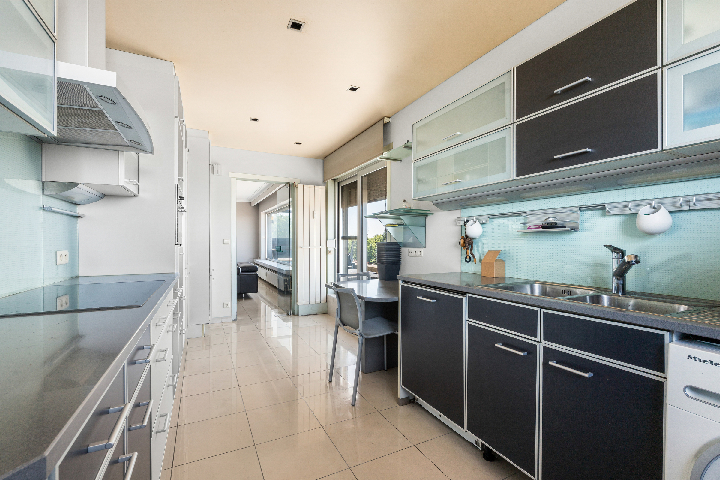 Apartment for sale in Antwerp with 1 bedroom - photo 4