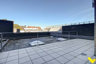 Vlakbij de markt van Tessenderlo vinden we dit ruime appartement. Ideaal als investering of starters woning!Troeven van dit...