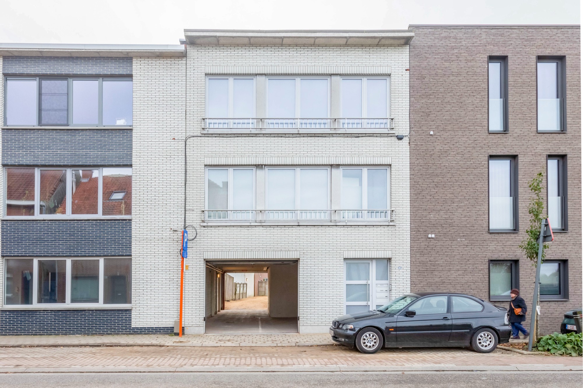 Centraal gelegen autostaanplaatsen - foto 4