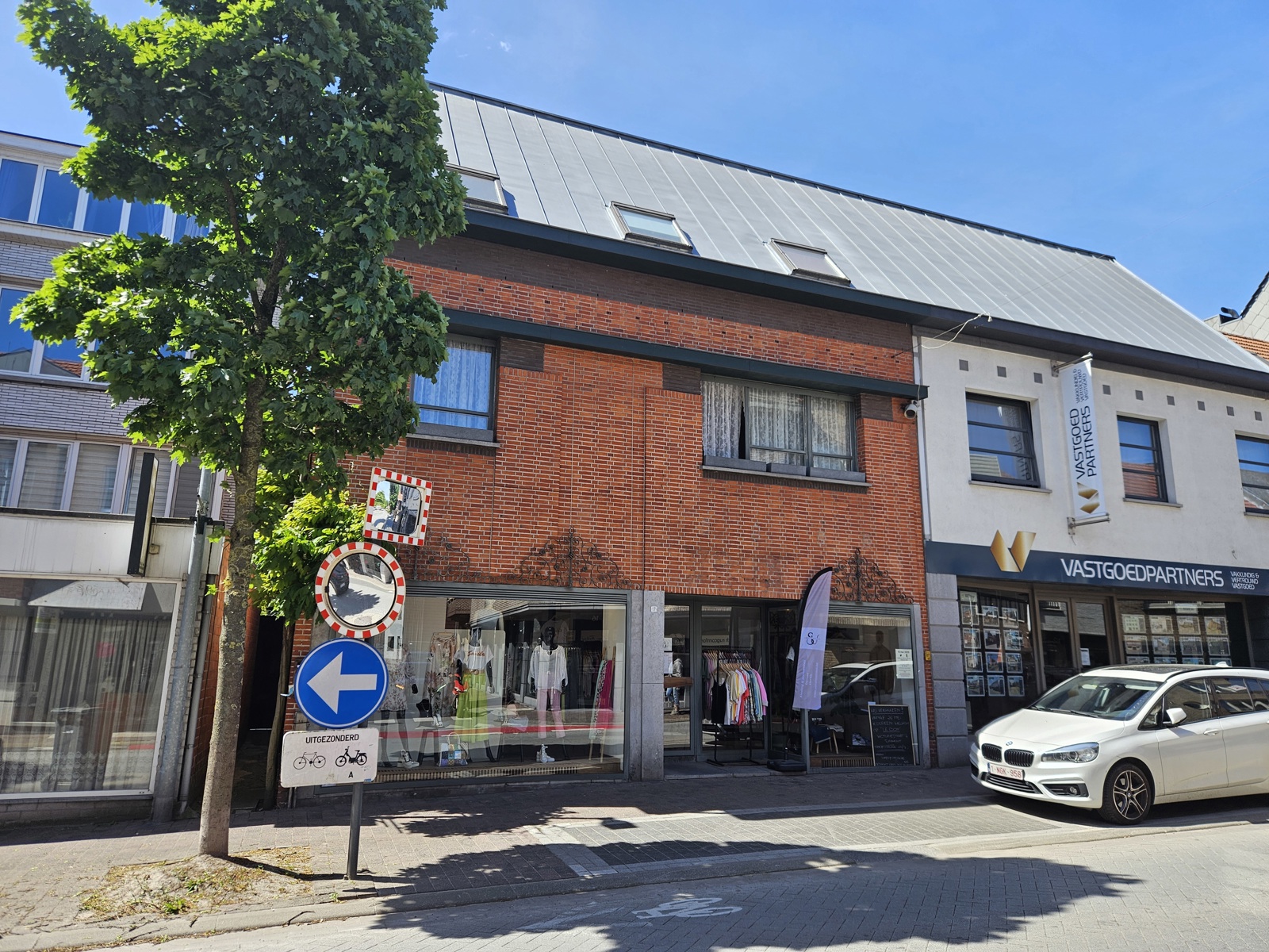 Commercial à louer à Beerse - photo 1