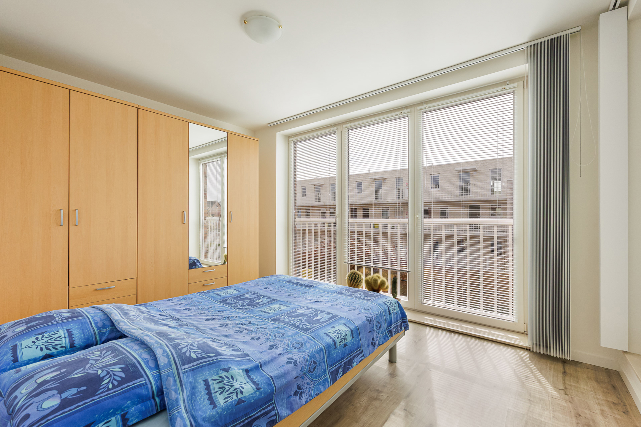 App met 2 slpks, bureau, terras, garage. EPC 73 kWh/m² (A) - foto 4