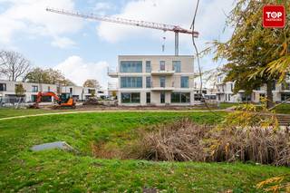 7 nieuwbouwappartementen.Het appartement beschikt over twee volwaardige slaapkamers, een badkamer met ligbad en douche, een ruime en lichtrijke...