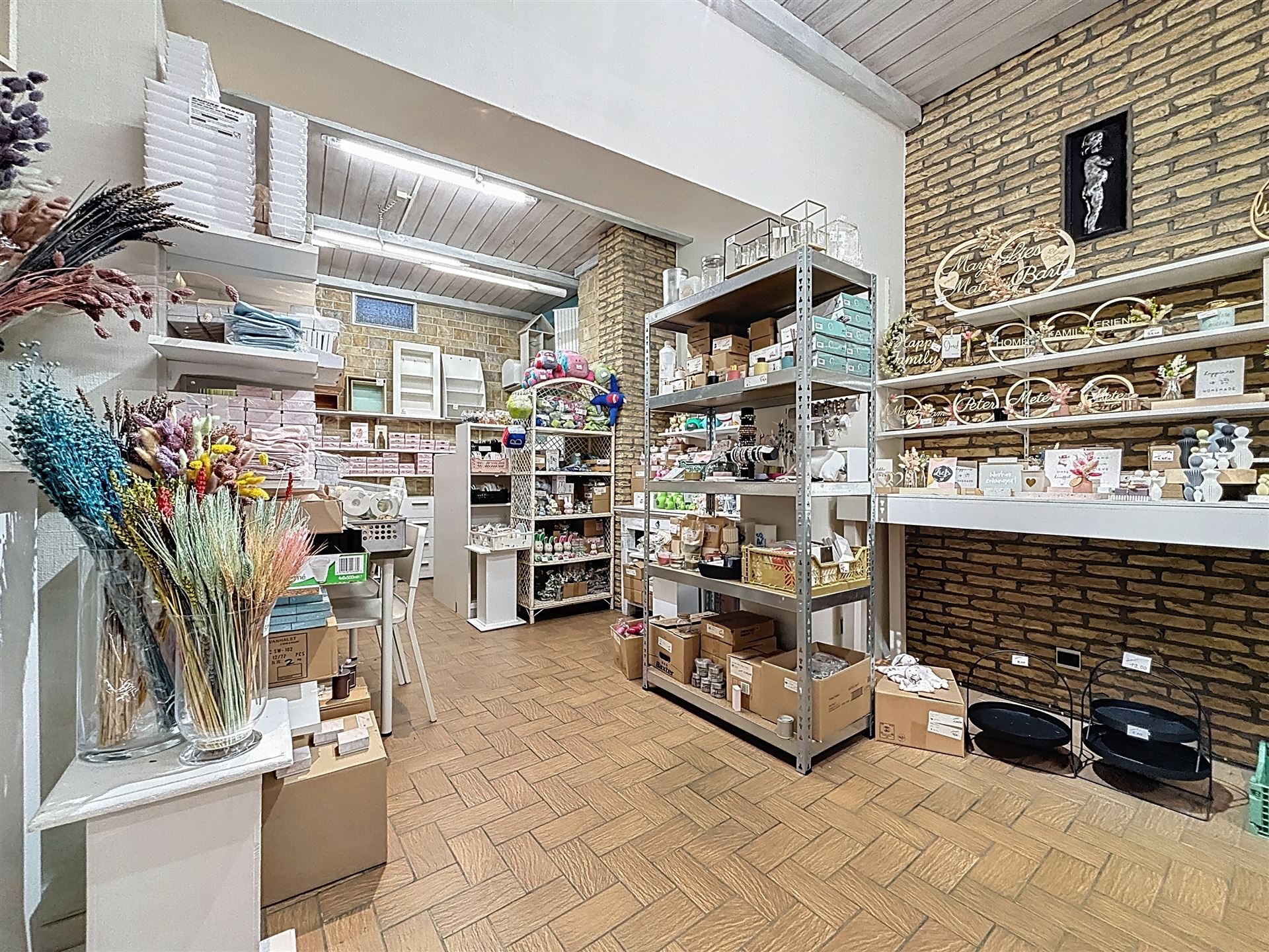 Commercial à louer à Ypres - photo 4