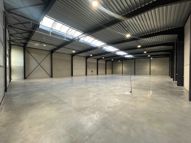 Nieuwbouw KMO-unit van 886 m² – topligging Deinze Noord - foto 3