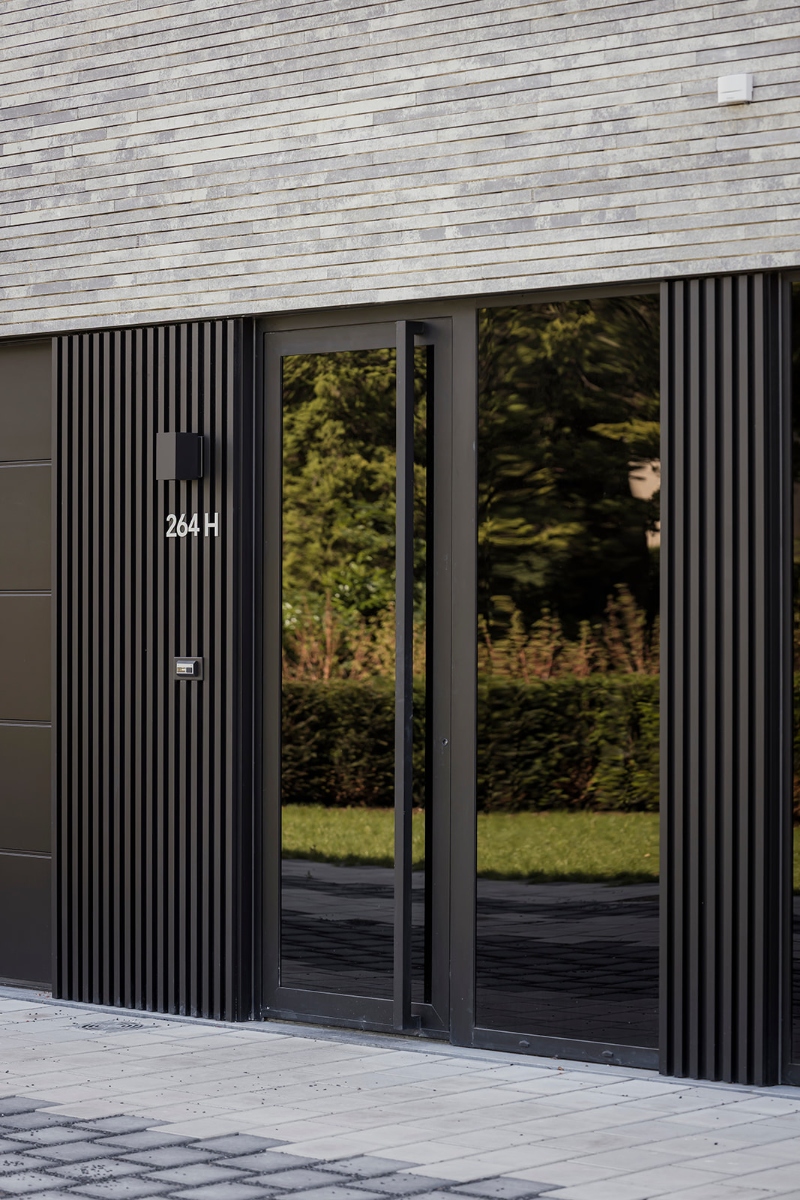 Prachtige en helemaal afgewerkte nieuwbouwwoning met vaartzicht in Schoten - foto 4