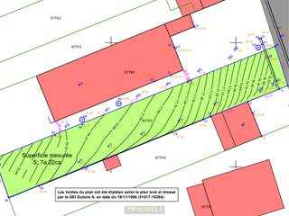 TERRAIN À BÂTIR ORIENTÉ SUD-OUEST avec une vue imprenable  d’Ellezelles.Ce superbe terrain de 722 m², idéalement situé à la lisière du pittoresque...
