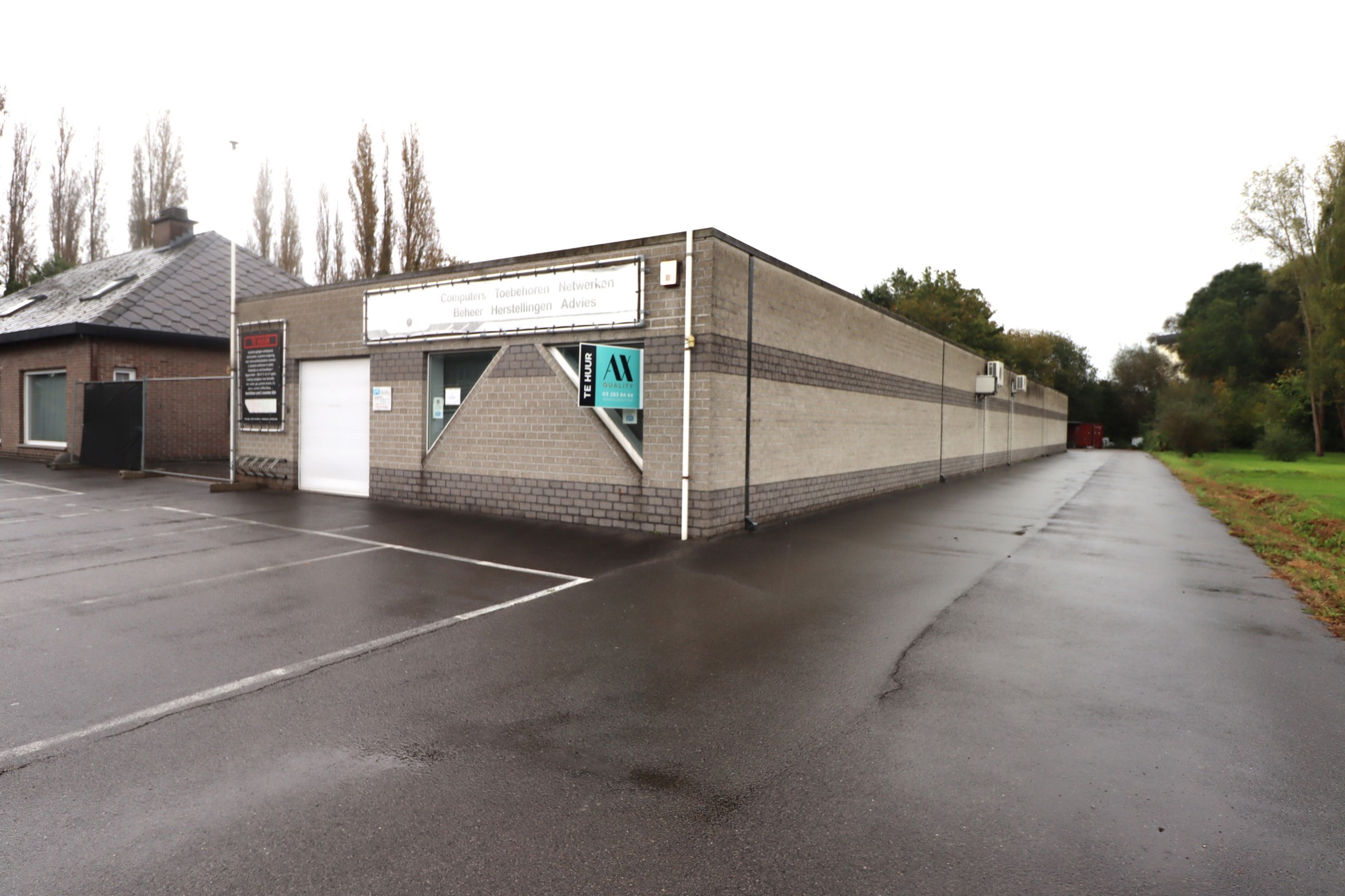 Zeer centraal gelegen handelspand te Bornem - foto 1