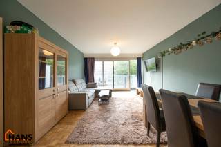 Dit op te frissen appartement bevindt zich op de derde verdieping en omvat een inkomhal met vestiairekast; ingerichte badkamer; apart...