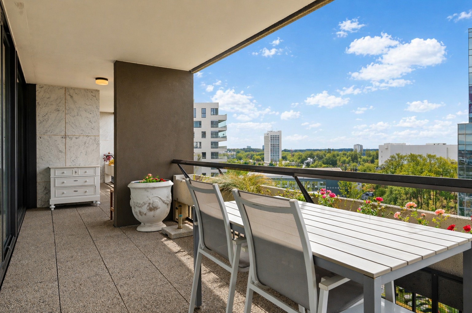 Gezellig, instapklaar appartement 141m² + 26m² terras - foto 4