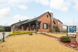 Deze ééngezinswoning is gelegen in Mol (Ginderbuiten), een aangename en vlot bereikbare omgeving met winkels, openbaar vervoer...