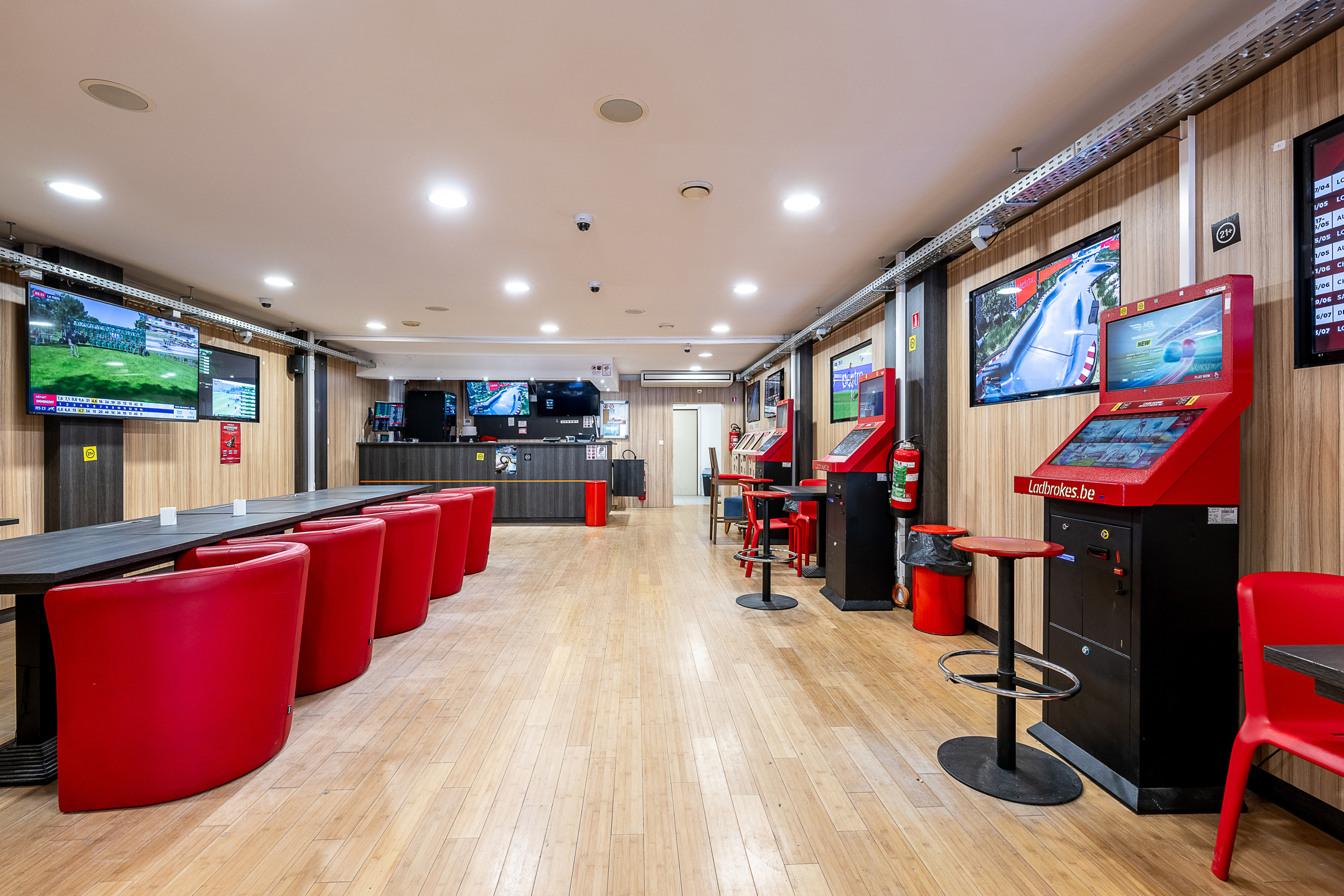 Topgelegen opbrengsteigendom (4 units) in hartje Oudenaarde - foto 5