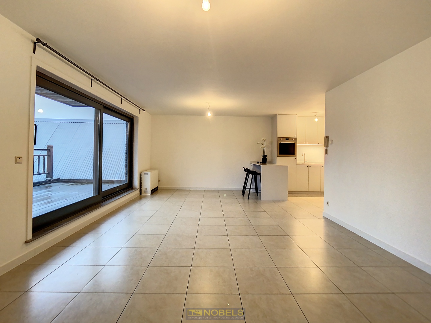 Te huur instapklaar, ruim appartement met 2 slaapkamers gelegen te Oudenaarde - photo 4