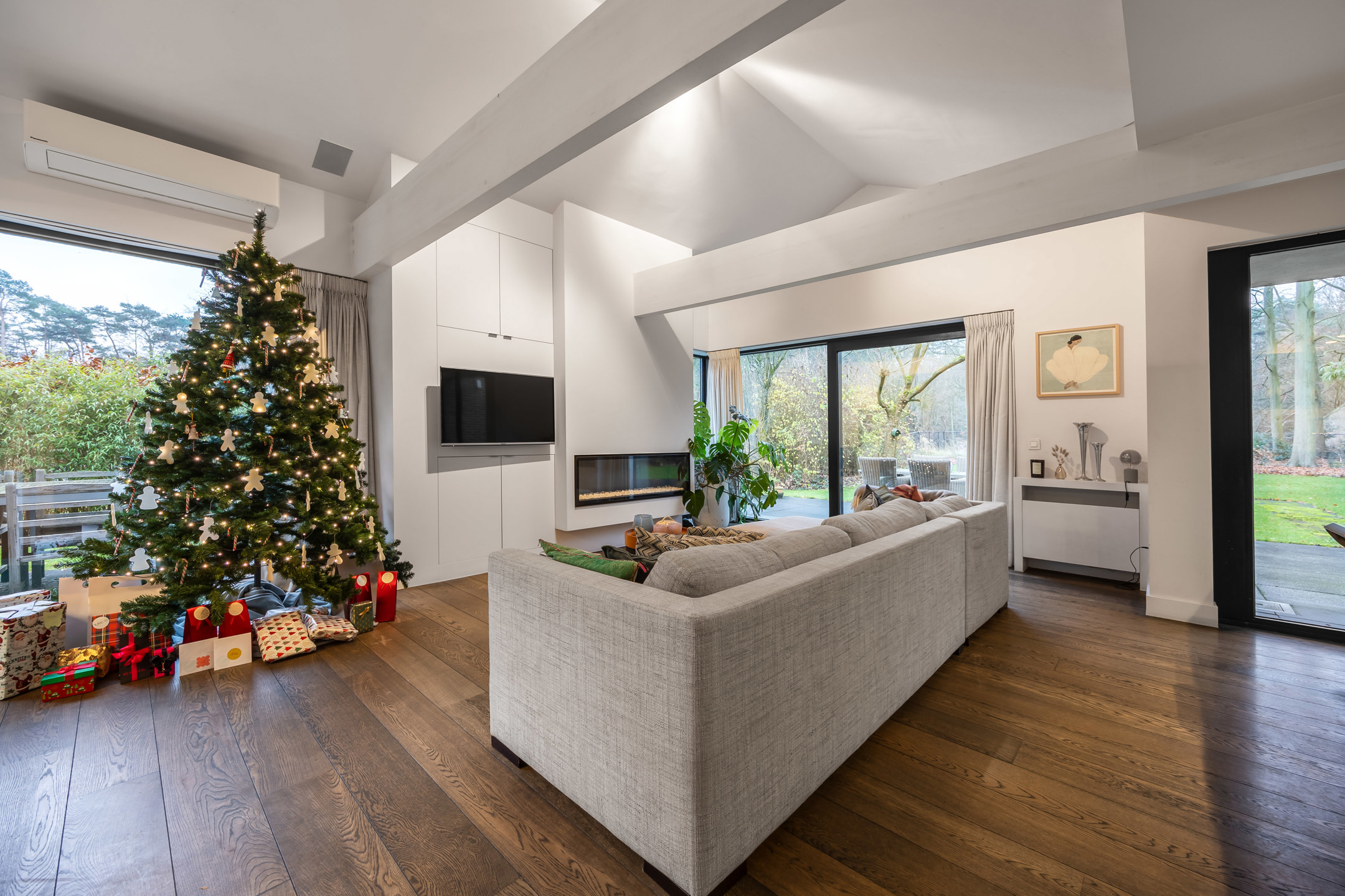 Karakterwoning met brutalistische gevel  in Hof ter Linden - foto 4