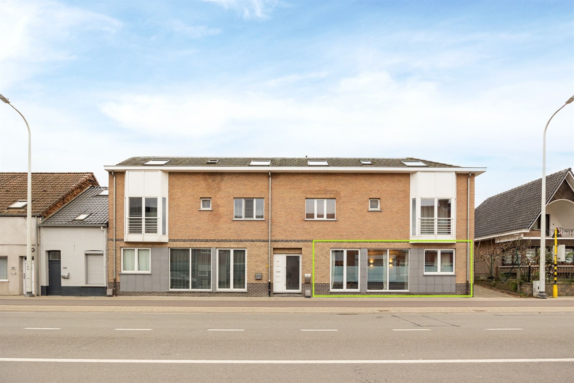 Instapklaar appartement met 2 slaapkamers en garage - foto 1