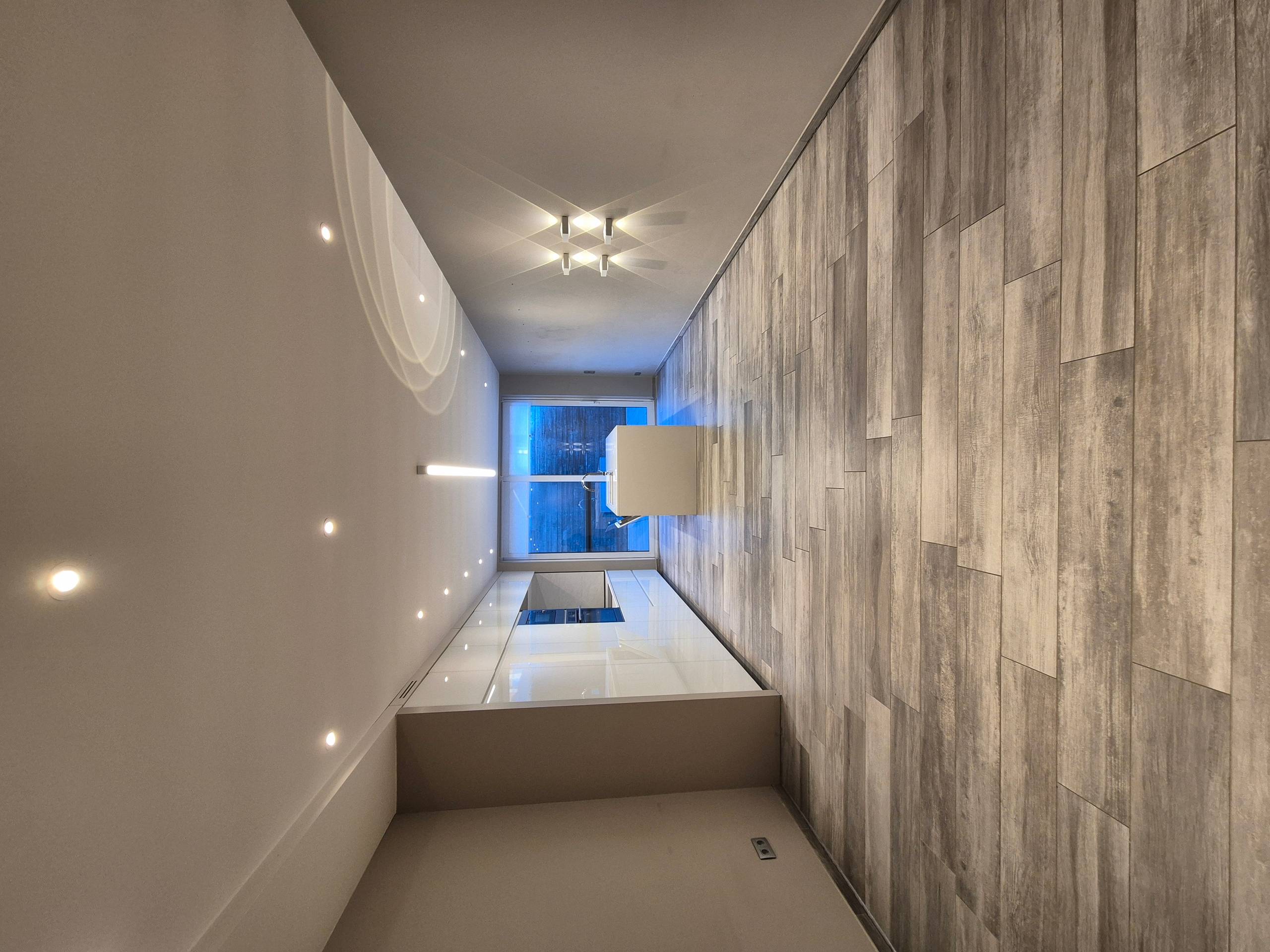 Instapklare huurwoning in het centrum van Boezinge 🏡 - foto 2