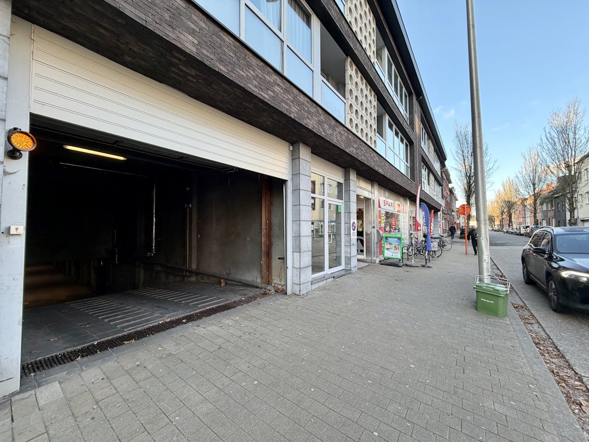 A LOUER : parking à Runkst - photo 3