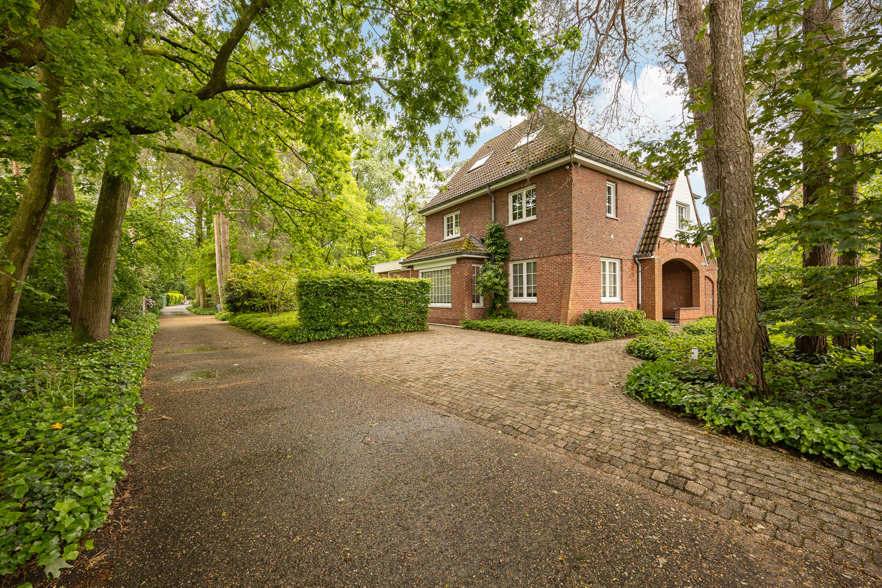 House for sale in Merksplas with 5 bedrooms - photo 1