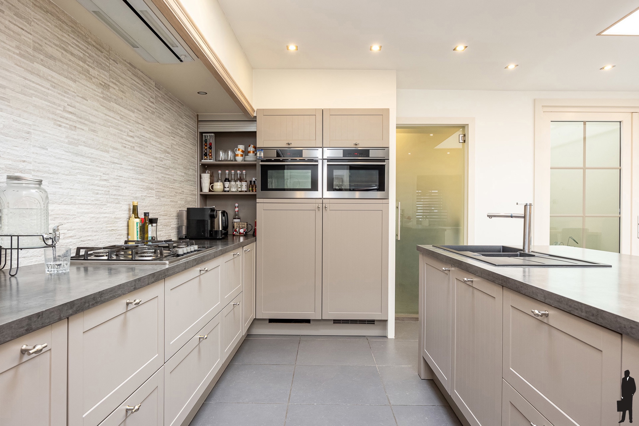 Ruime gezinswoning: 4 slpk, garage + veel bergruimte - foto 5