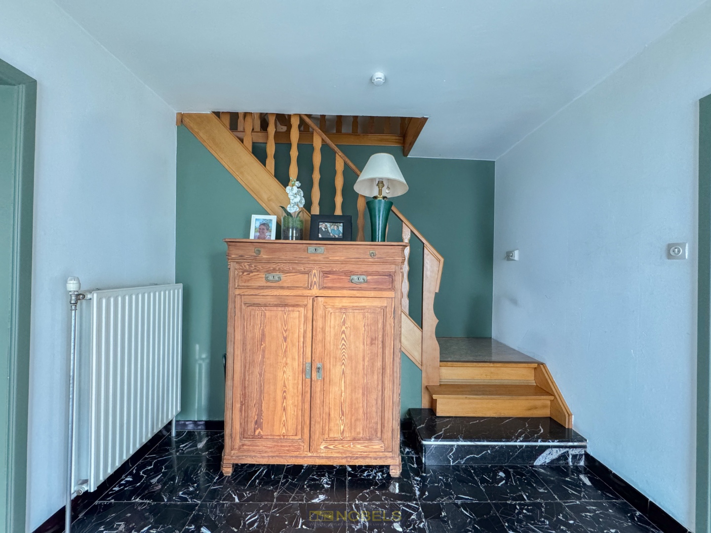 Te koop, Te renoveren gezinswoning met ruime tuin te Oudenaarde! - foto 4