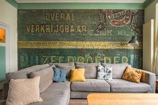 Centraal en authentiek wonen!Deze woning, gebouwd in het begin van de 20ste eeuw, zit boordevol prachtige authentieke elementen. De woning ligt in de...