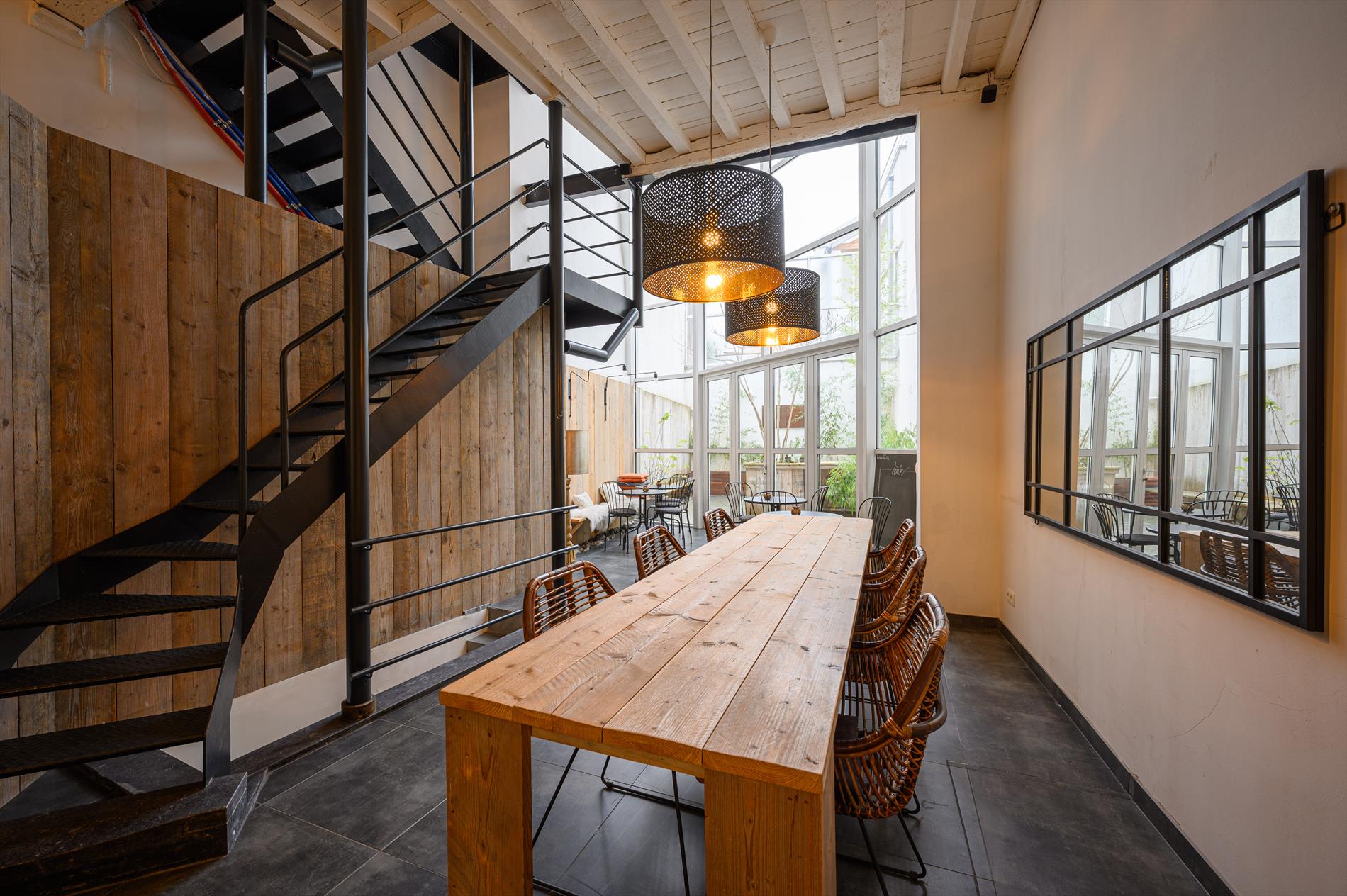 Volledig gerenoveerd herenhuis in het historisch centrum van Mechelen - foto 4