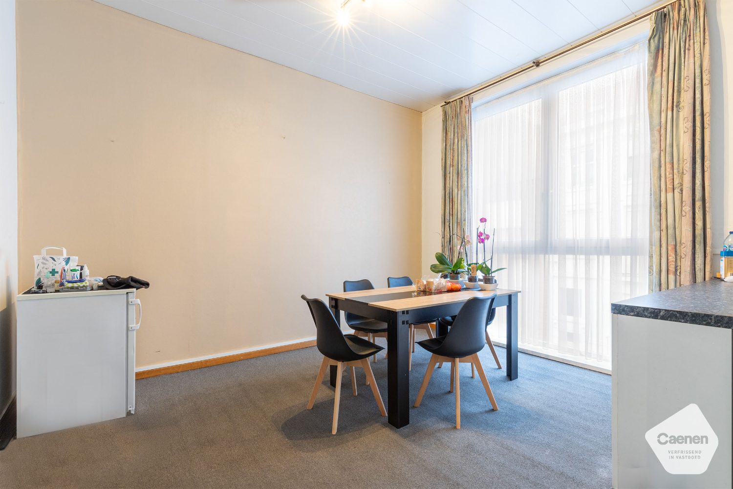Licht op te frissen duplex appartement met twee slaapkamer vlakbij de Grote Markt op een steenworp van het strand an de jachthaven - foto 1
