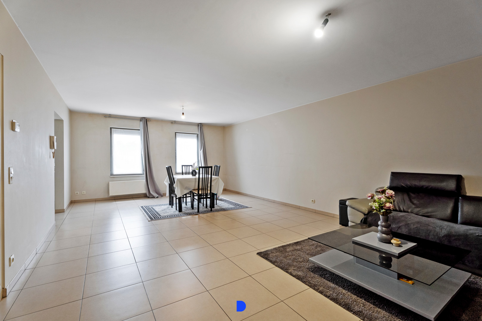 Ruim gelijkvloers appartement met terras. - foto 5