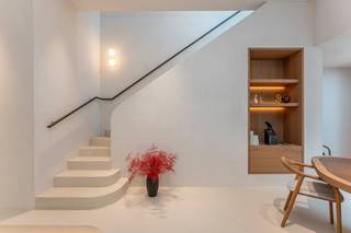 In het bruisende hart van Knokke, aan het prestigieuze Alfred Verweeplein, staat dit unieke gebouw uit 2023 te koop. Deze recente...