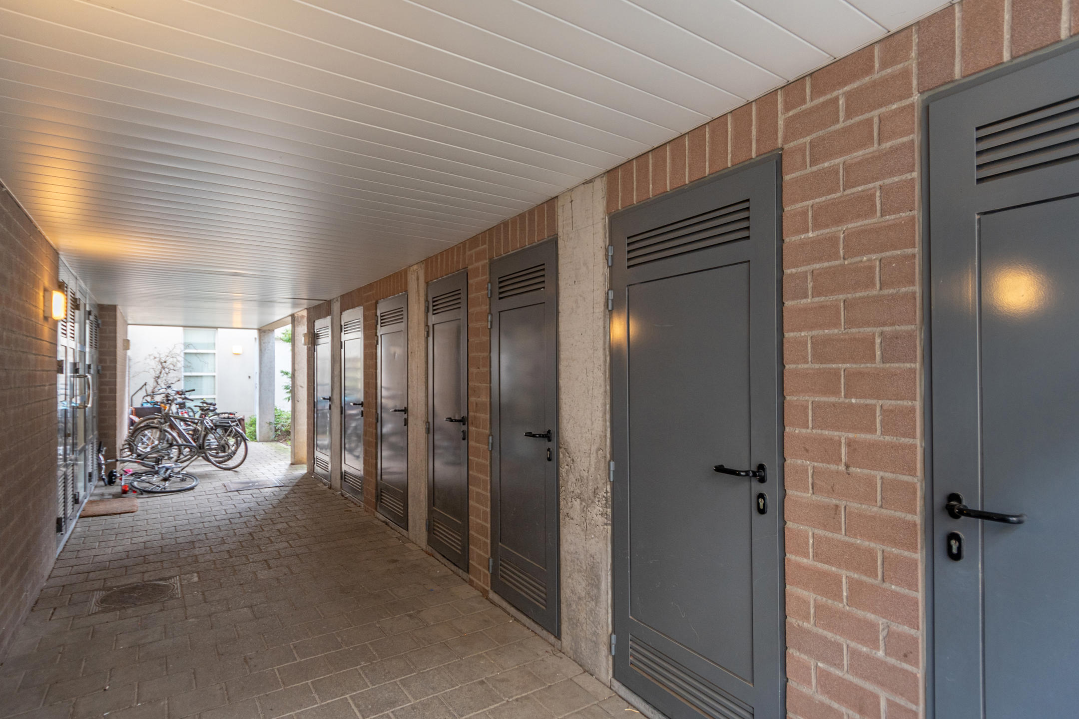 Lichtrijk appartement met 1 slaapkamer in het centrum - foto 2