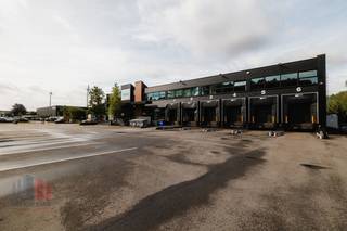 Logistiek magazijn met een oppervlakte van 3.137 m² (andere oppervlaktes mogelijk) te huur. Strategisch gelegen op een boogscheut van Antwerpen...