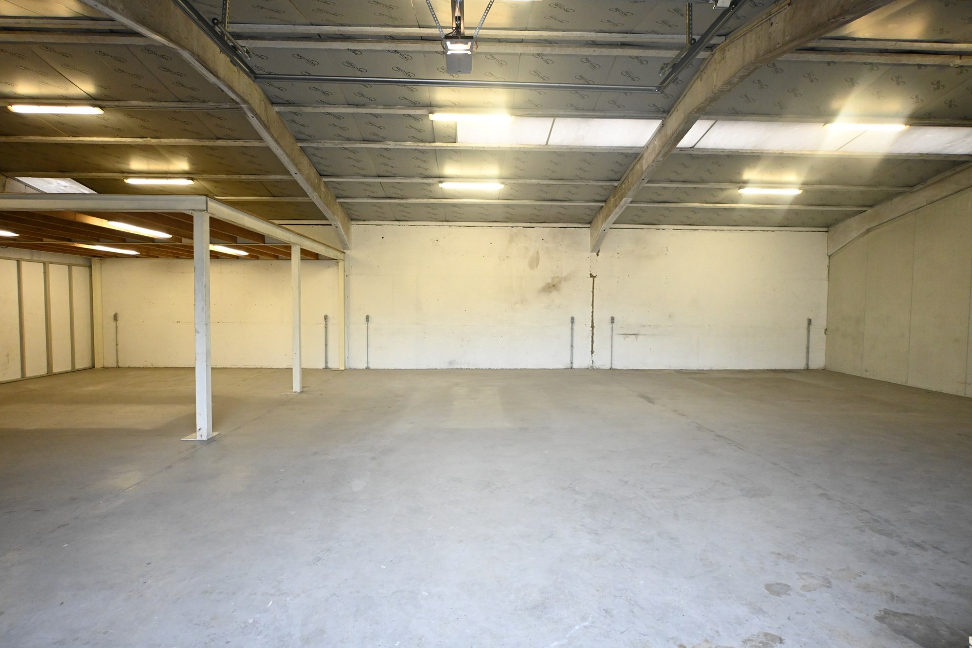 Loods in het industriegebied van Knokke-Heist - foto 5