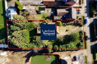 Bent u op zoek naar een renovatieproject met uitzonderlijk potentieel in Vorselaar? In de rustige Niemandshoek bevindt zich deze woning op...